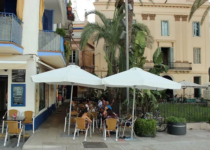 Atico 2 Min A Playa San Sebastian シッチェス